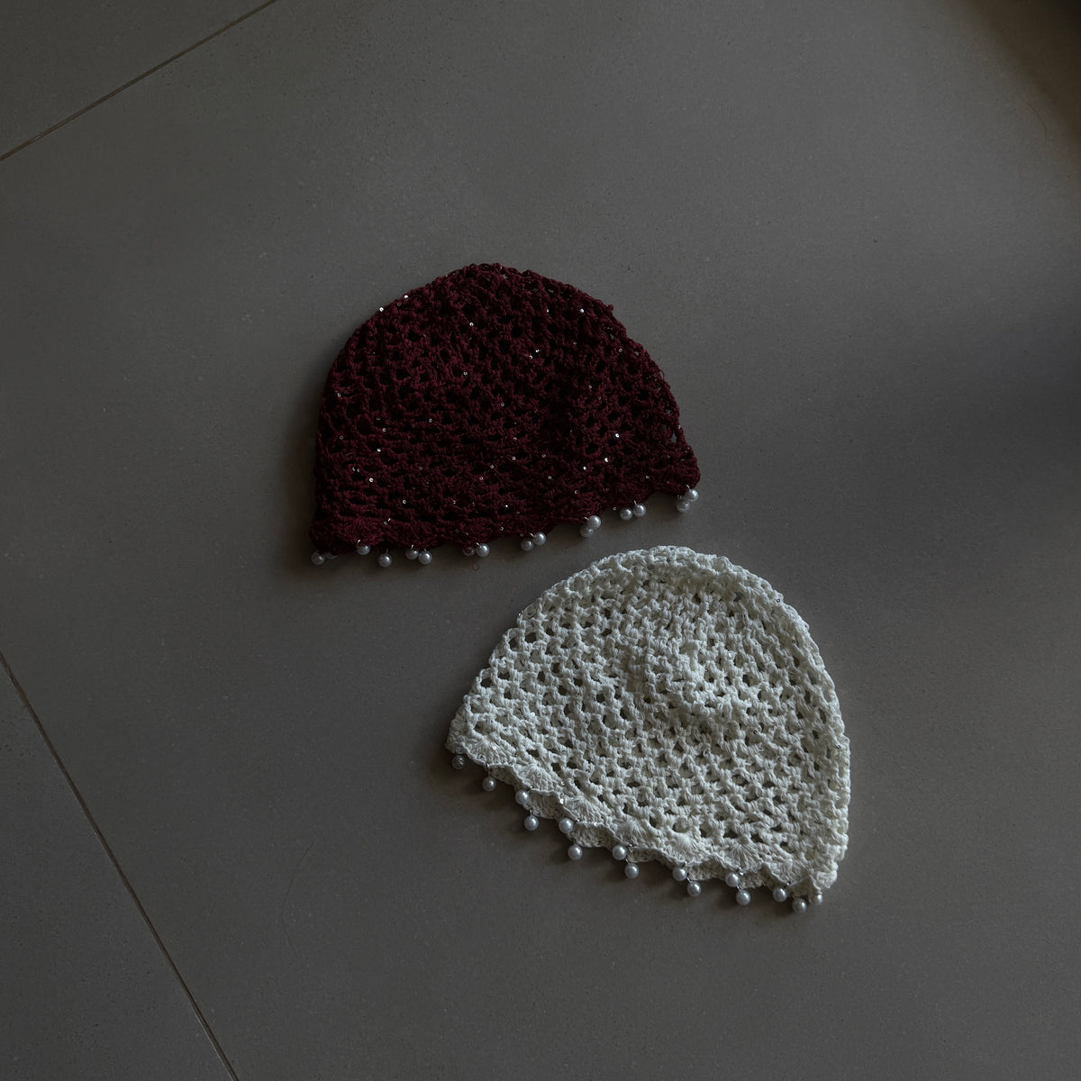 Gorro tejido beige